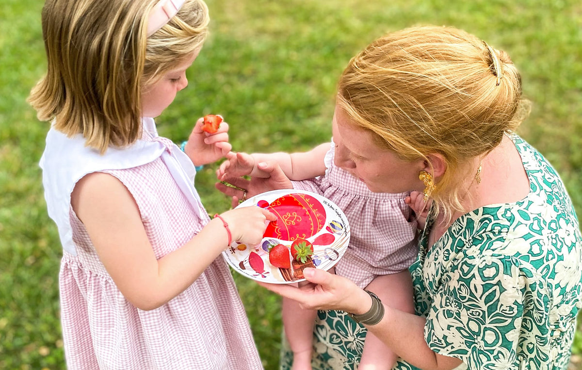 Assiette à dessert en mélamine biosourcée, fabriquée en Italie, l'invention de la montgolfière — Ours Blanc Paris