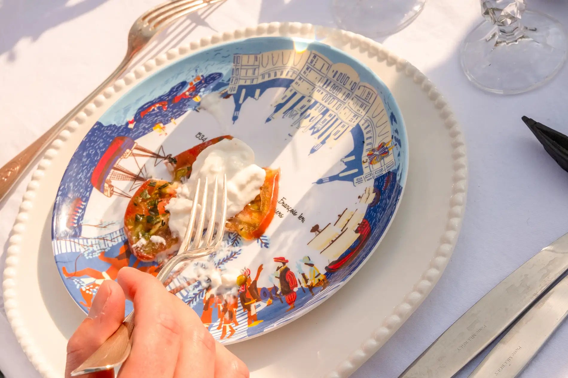 Assiette parlante sur l'histoire de Jacques Cartier