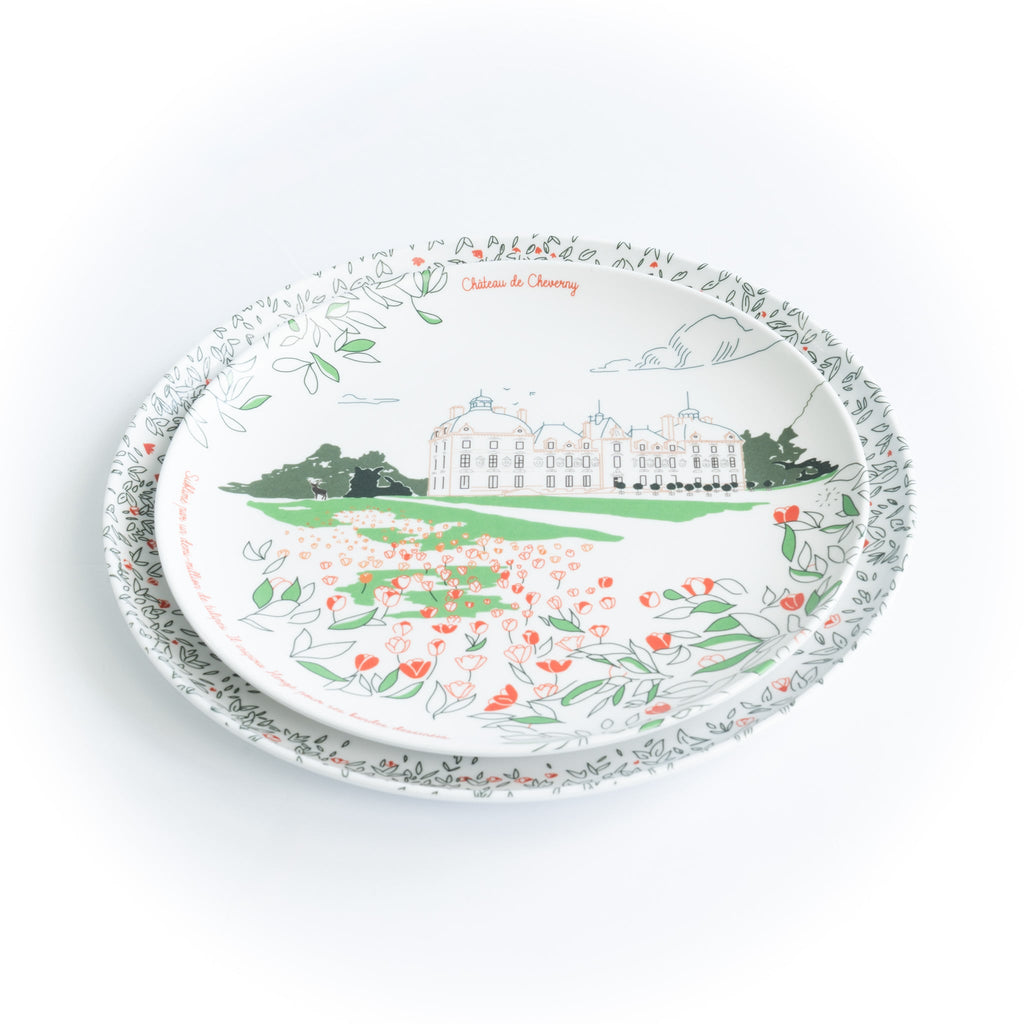 Service complet - Les châteaux de la Loire - 4 grandes assiettes en mélamine Ø 24 cm et 4 assiettes en mélamine Ø 21 cm à dessert.