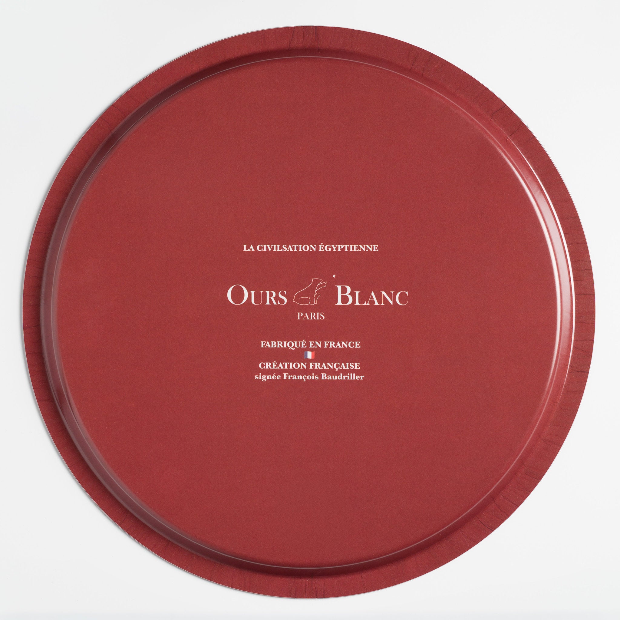 Anecdotes historiques au verso du plateau Égypte Noir, savoir-faire de manufacture.